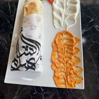 سندويش شاورما ميكس