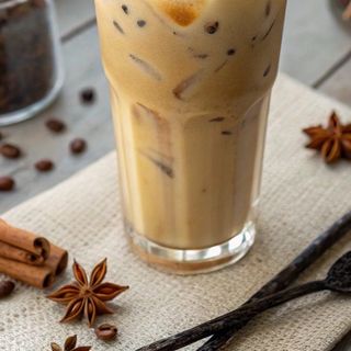 Iced vanille latte