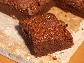 Fondant au chocolat crunchy (part)