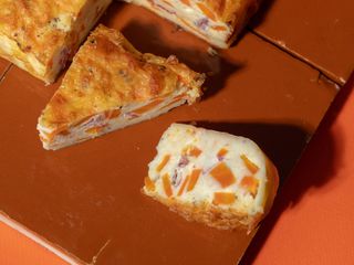 Clafoutis salé (sans gluten) carottes, bresaola et fêta (pièce)