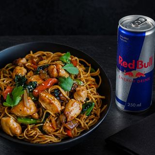 Nouilles Poulet + 6 pes cranchi+ red bull