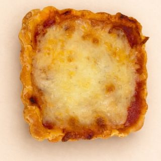 Quiche sauce pizza thon