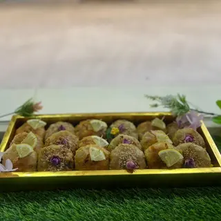 Coffret prestige doré by Dar El Mansour (18 PIECES)