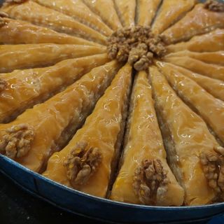 Big baklavas noix