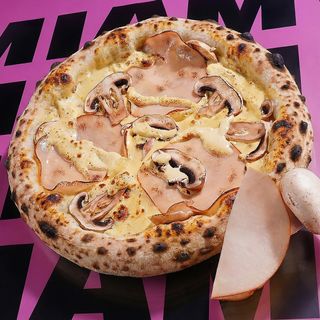 Pizza Reine