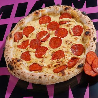 Pizza pepperoni 