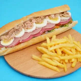 Bocadillos omelette fromage