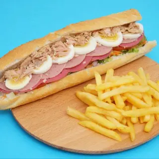 Bocadillos mortadelle