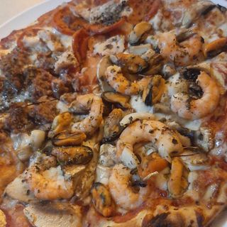 Pizza Fruit De Mer
