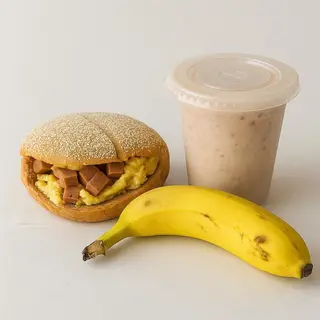 Omelette luncheon fromage rouge+jus banane (small)+1 pomme 