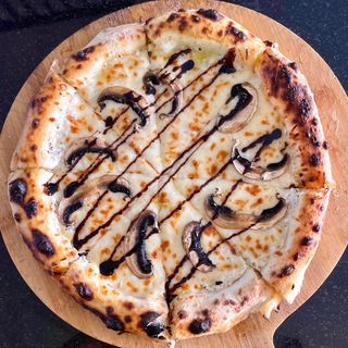 Pizza Truffly