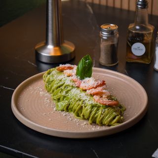 Spaghetti Pesto Gambas