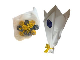 Bouquet de 10 Fleurs en chocolat noir ganache amande