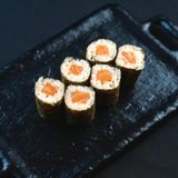 Maki salmon