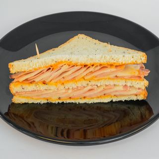 Club Sandwich au Dinde Fumée