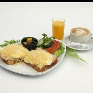 Petit Déjeuner Hollandais