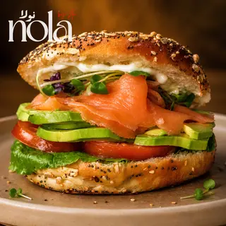 Bagel Sandwich Avocat et Saumon