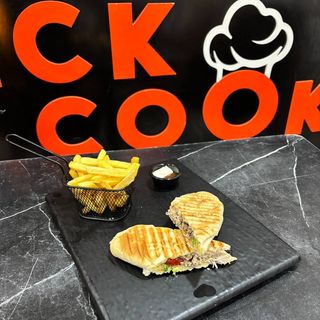 Panini Dinde Hachée