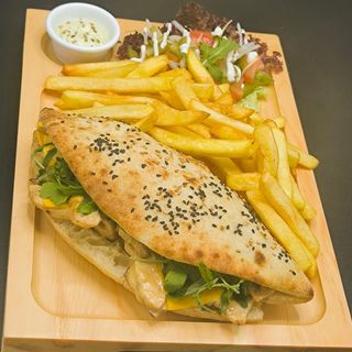 Sandwich steak house