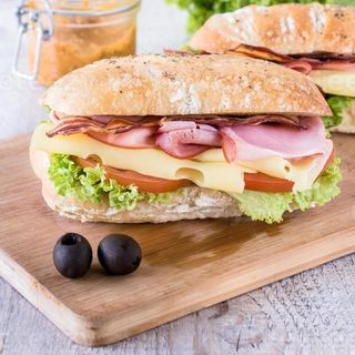 Sandwich Charcuterie Fromage