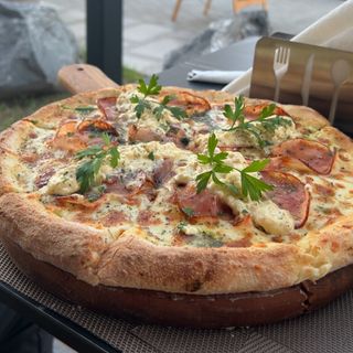 Pizza Carbonara à la Stracciatella