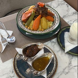 Couscous viande (uniquement le vendredi)