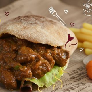 Batbout kabda de poulet + frites croustillantes