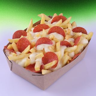 Frite sauce fromagère maison ( Type tacos ) + Pepperoni !