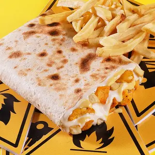 Tacos poulet curry ( Sauce fromagère du chef ) + Frites