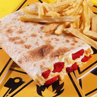 Tacos poulet tandoori ( Sauce fromagère du chef ) + Frites