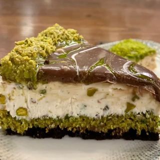 Cake Creme cheese & Pistache Kunafa