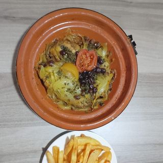طاجين دجاج 