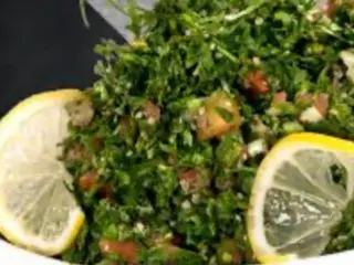 سلطة تبولة