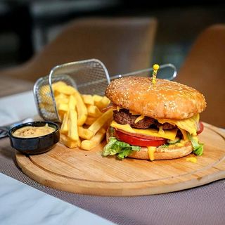 Burger Reference Garden