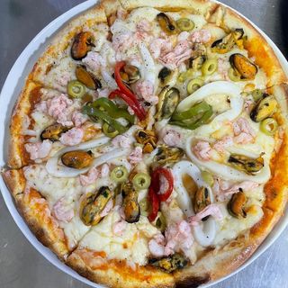Pizza Fruit De Mer