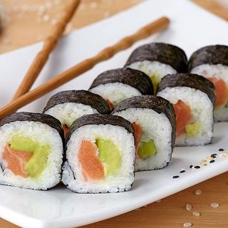Maki Saumon Avocat 8pc