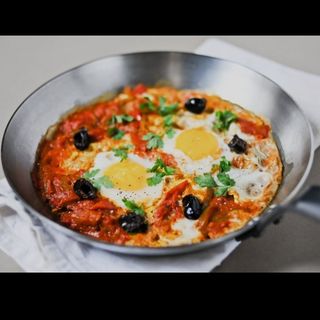 Mquila œufs et tamate