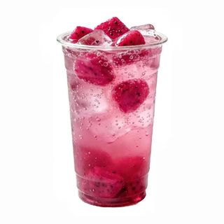 Dragon fruit lemonade