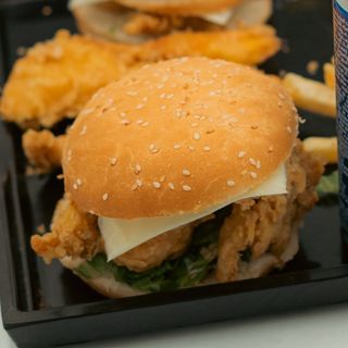 Chicken burger 