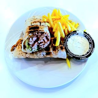 Chicken shawarma sandwich