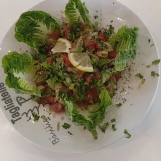 Erbil salad