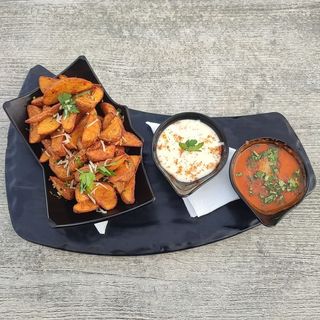Patatas bravas