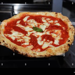  Pizza Margherita