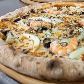 Pizza Mer Et Montagne