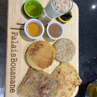 Petit Déjeuner Traditionnel