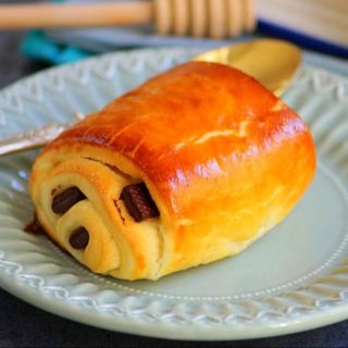 Petit Pain Au Chocolat