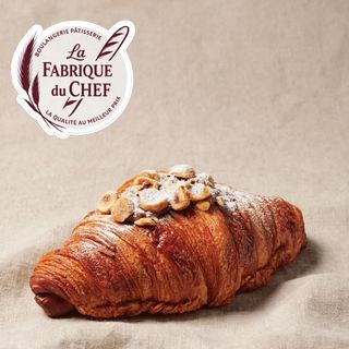 Grand croissant aux amandes