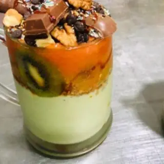 بناشي