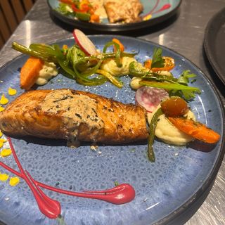 Plat pavé de saumon