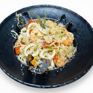 Fruits De Mer À La Provençale